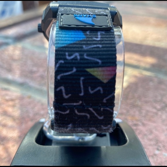 Shark Classic Clip Analog Maliblu Watch or Shark Classic Clip Analog New Wave - Picture 7 of 7